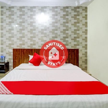 Oyo Hotel Badri Inn & Yatri Niwas Джабалпур Екстериор снимка
