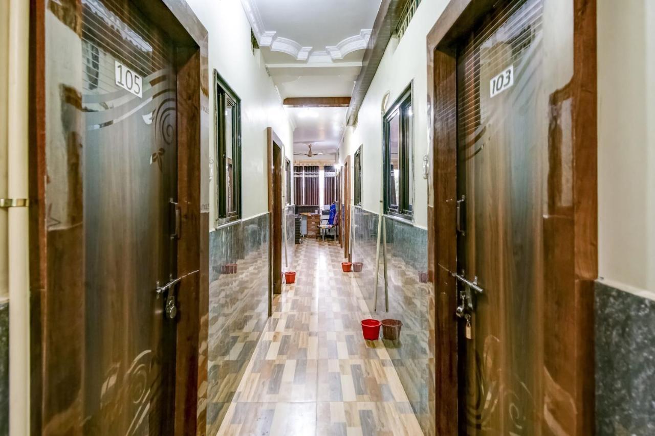 Oyo Hotel Badri Inn & Yatri Niwas Джабалпур Екстериор снимка