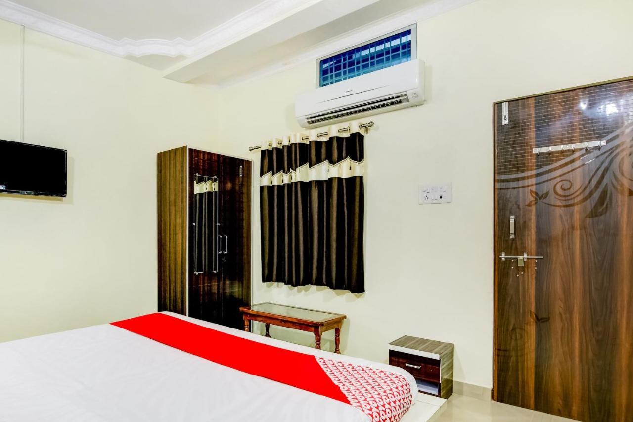 Oyo Hotel Badri Inn & Yatri Niwas Джабалпур Екстериор снимка