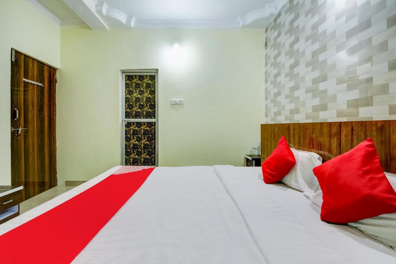 Oyo Hotel Badri Inn & Yatri Niwas Джабалпур Екстериор снимка